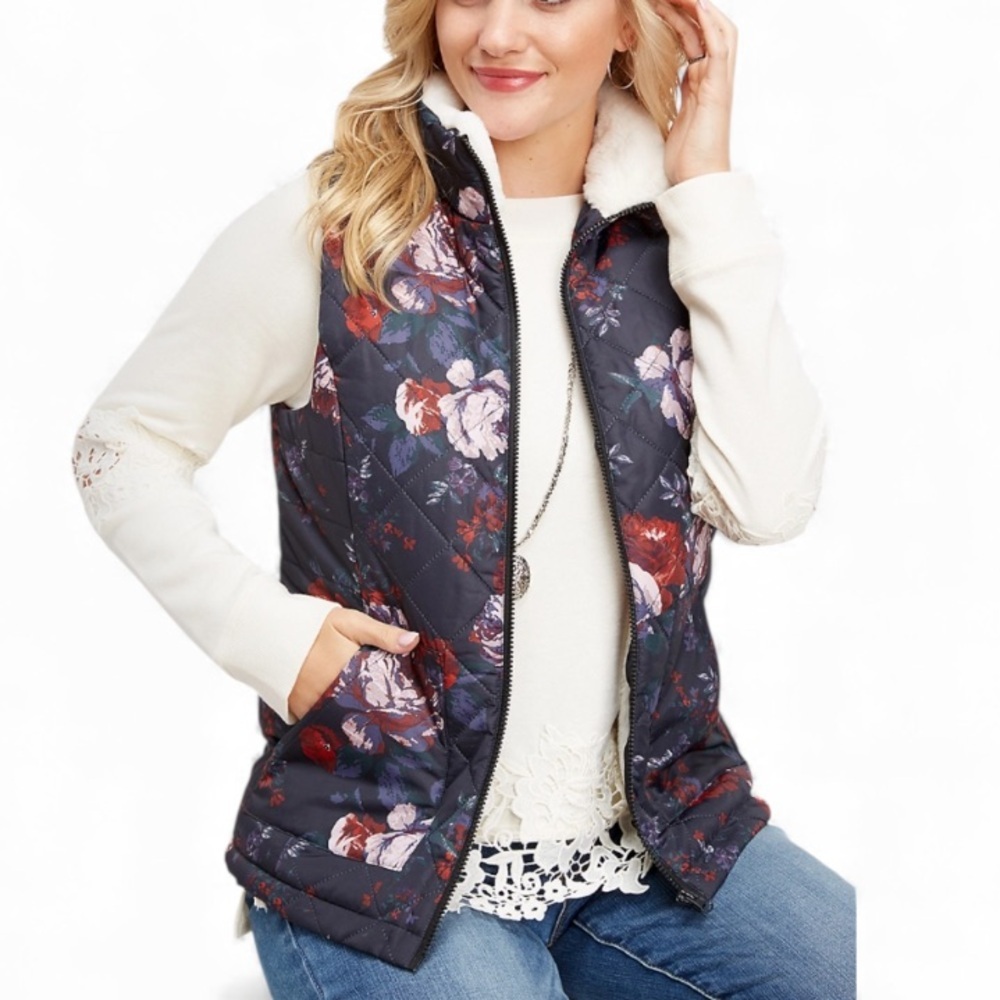 Dark cottagecore floral faux fur puffer vest XL